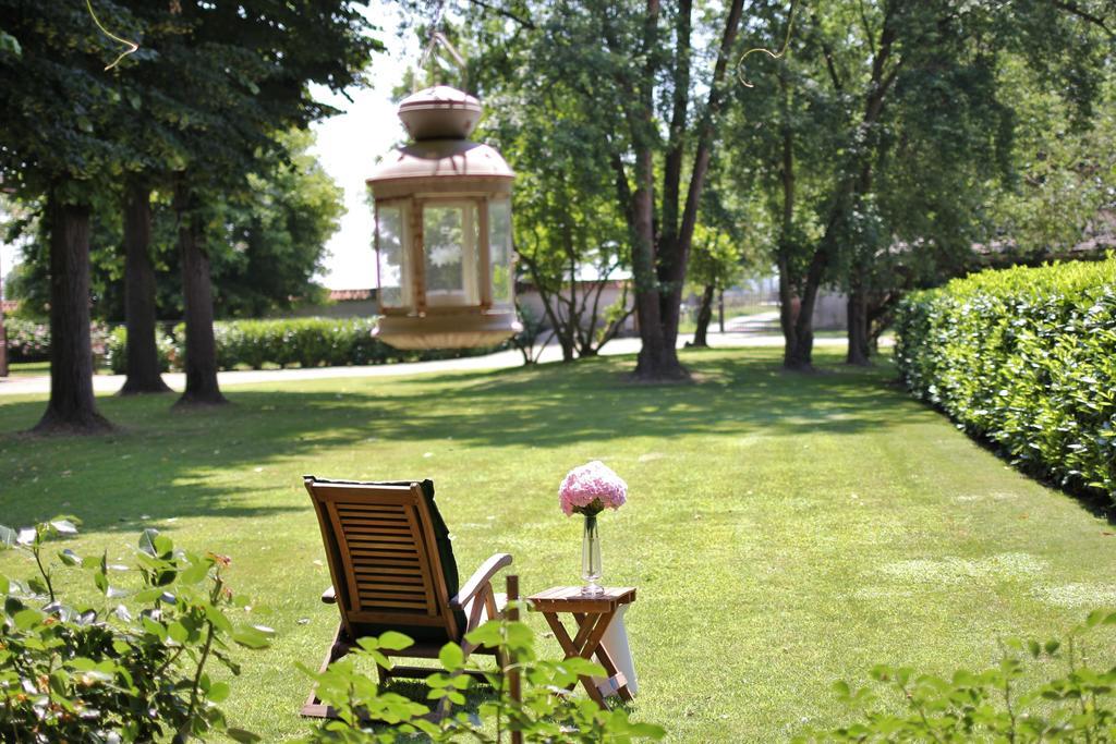 Tenuta Ajrale Vigone Luaran gambar